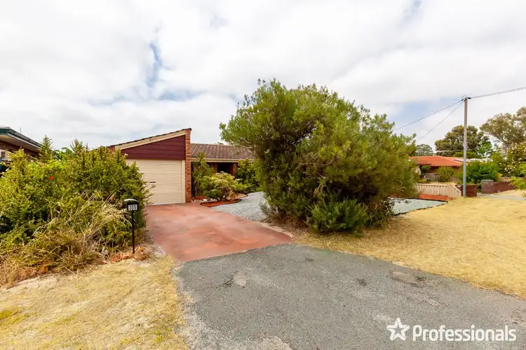 Second view of Homely house listing, 35 Ravenscroft Way, Kelmscott WA 6111