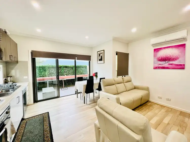 Fifth view of Homely townhouse listing, 1/196 Boronia Road, Boronia VIC 3155