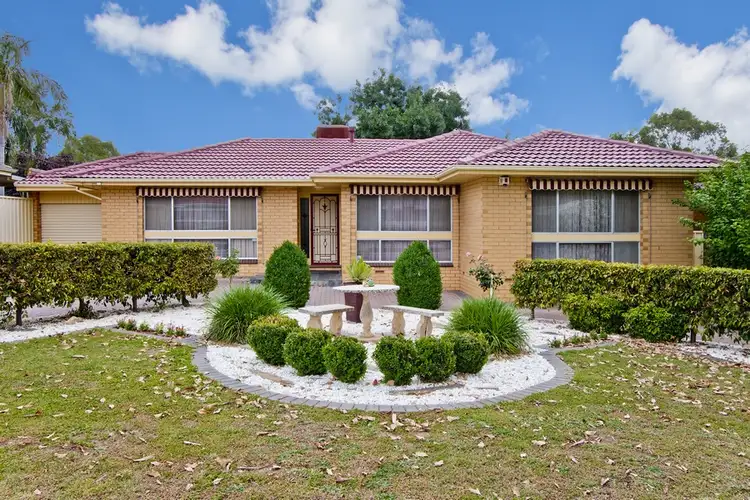 10 Thorndon Crescent, Paradise SA 5075