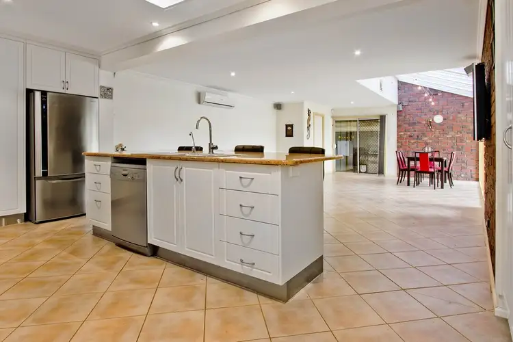 Second view of Homely house listing, 10 Thorndon Crescent, Paradise SA 5075