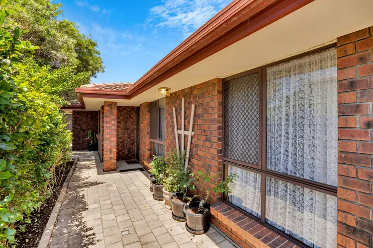 2 Maturin Avenue, Christies Beach SA 5165