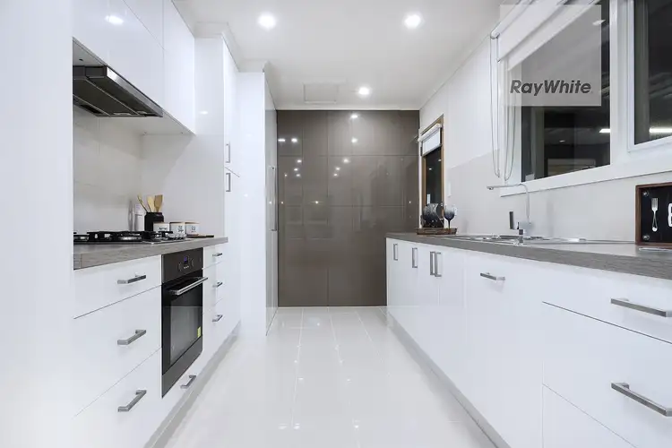 Fifth view of Homely house listing, 7 Harwell Court, Westmeadows VIC 3049