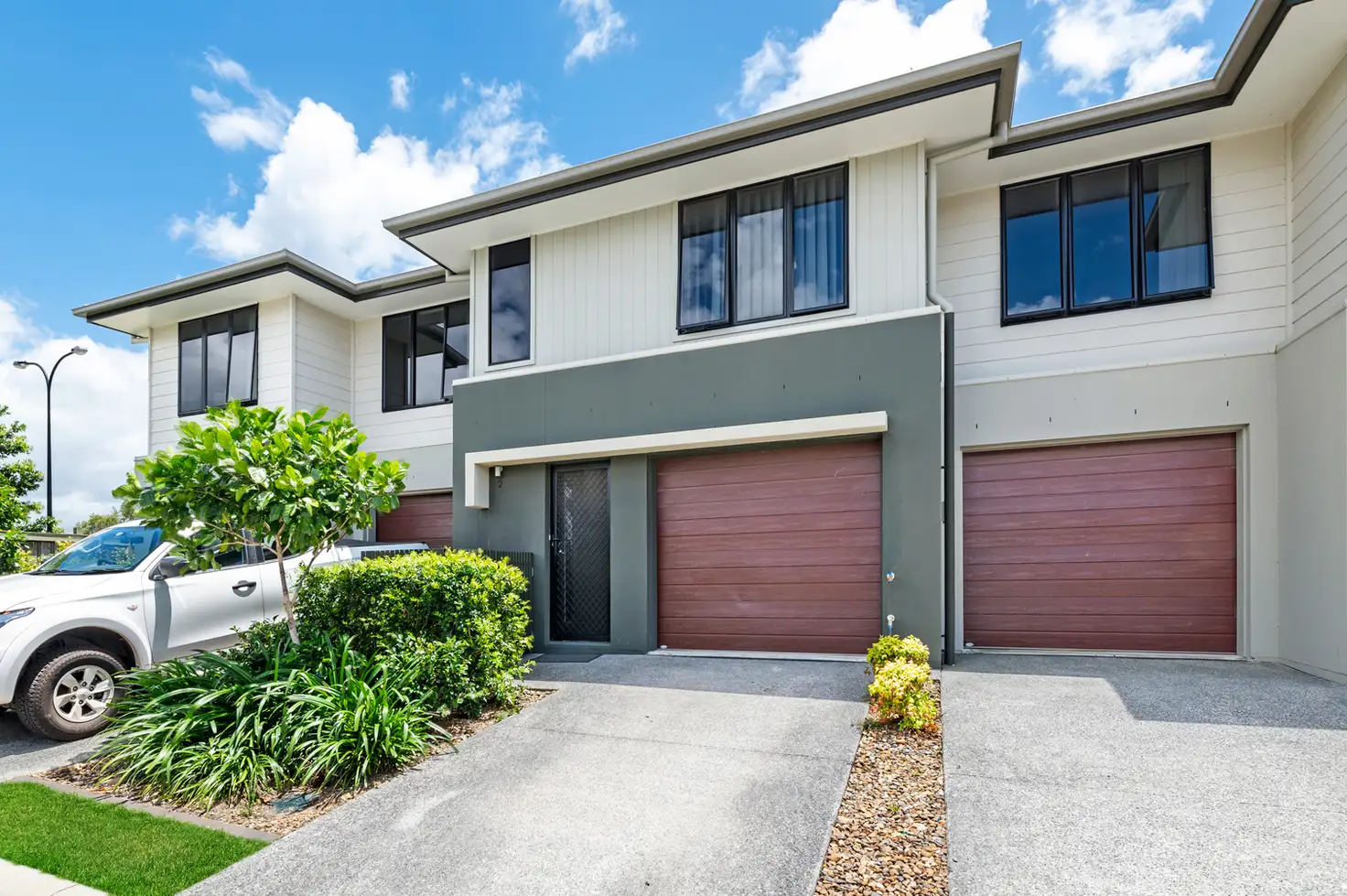 Main view of Homely townhouse listing, 2/430 Gainsborough Drive, Pimpama QLD 4209