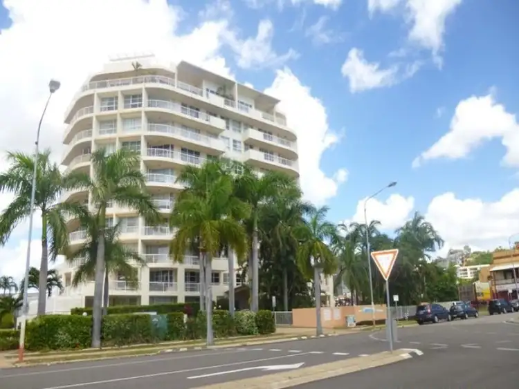 Unit 1D/7 The Strand, North Ward QLD 4810