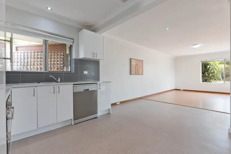 Sixth view of Homely semi-detached listing, 16A Electra Street, Bateman WA 6150