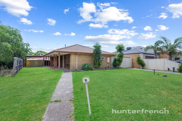8 Bryson Court, Sydenham VIC 3037