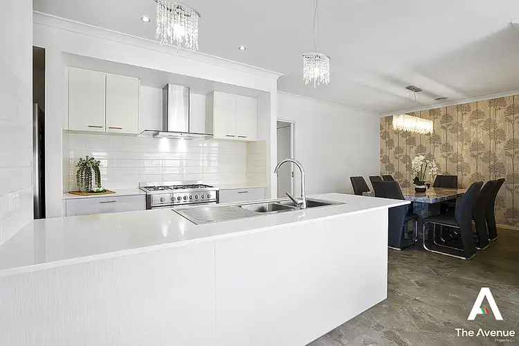 26 Diplomat Crescent, Cranbourne South VIC 3977