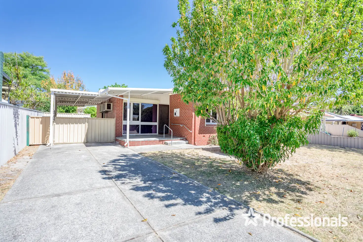Main view of Homely house listing, 10 Grasmere Place, Kelmscott WA 6111