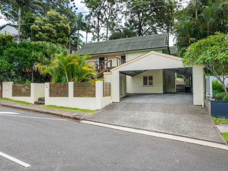 134 Victor Street, Holland Park QLD 4121