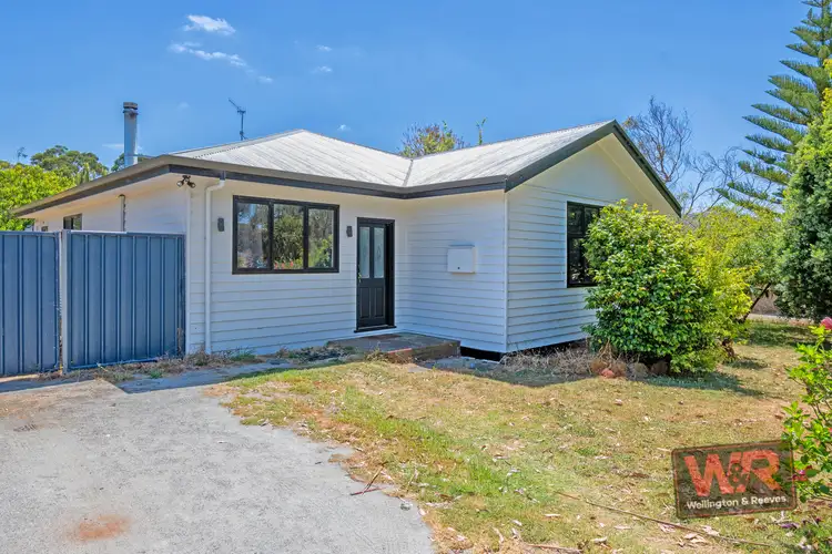 21 Silver Street, Mckail WA 6330