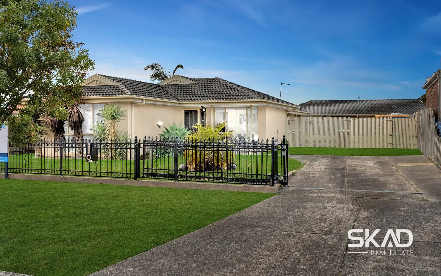 Main view of Homely house listing, 4 Meredith Close, Narre Warren South VIC 3805