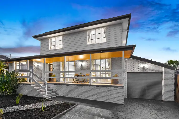 16 Samantha Court, Frankston VIC 3199