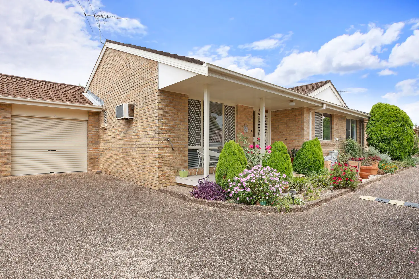 Main view of Homely house listing, 8/3 Francis Street, Cardiff South NSW 2285