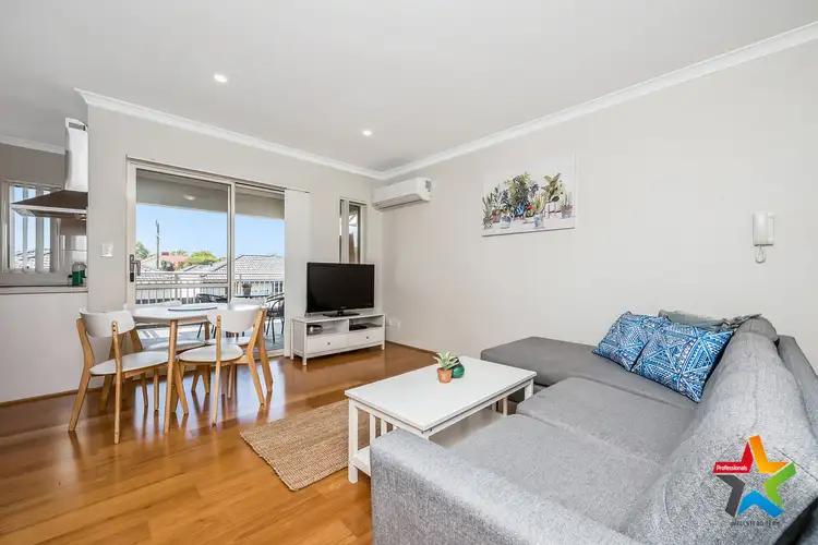 7/124 First Avenue, Bassendean WA 6054
