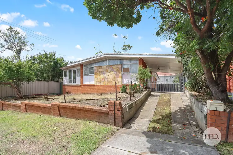1 Lilydale Avenue, Peakhurst NSW 2210