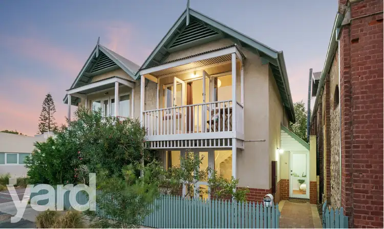 1B Pearse Street, North Fremantle WA 6159