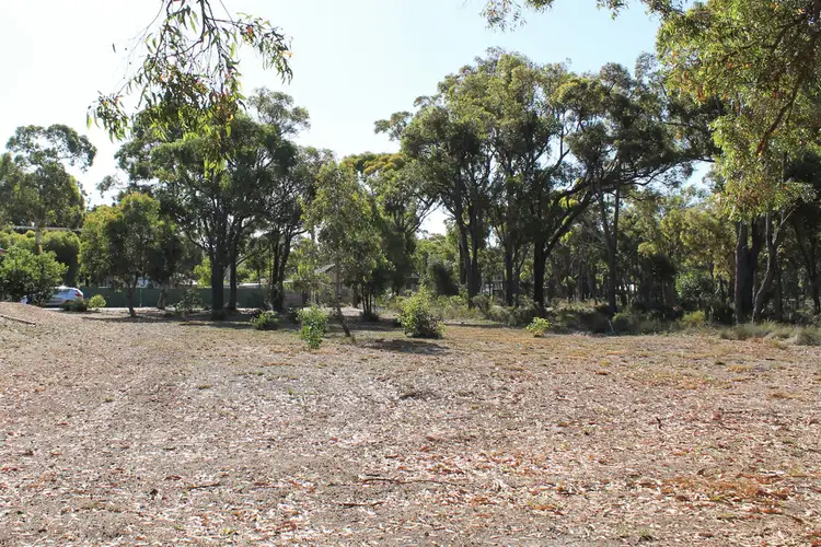 68 First Ave, Kendenup WA 6323