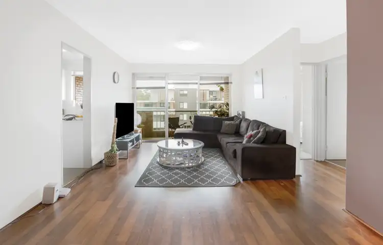 Main view of Homely unit listing, 10/13-17 Moani Avenue, Gymea NSW 2227