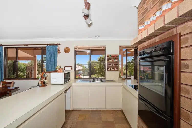 Fifth view of Homely house listing, 15 Pioneer Court, Bouvard WA 6211
