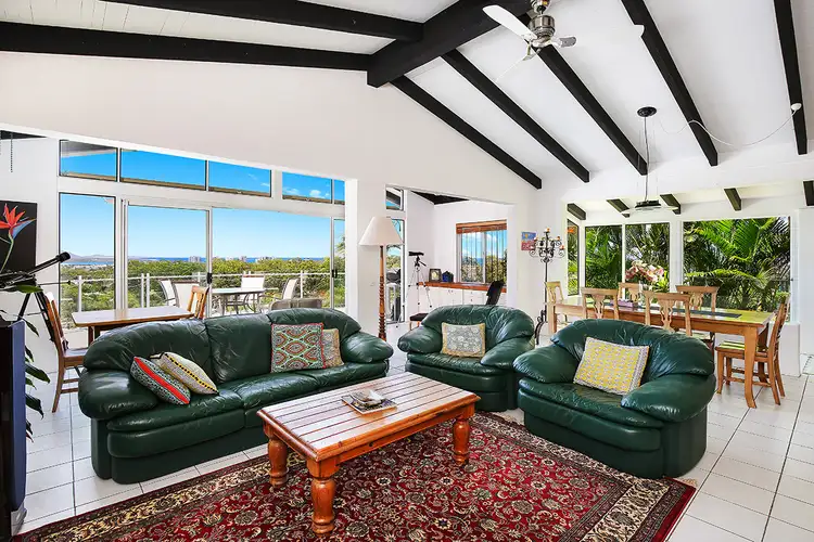 27 Yakola Parade, Alexandra Headland QLD 4572