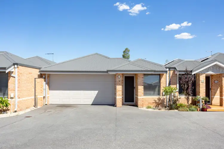 11/74 Carbeen View, Piara Waters WA 6112