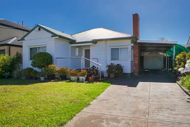 10 Lewis Street, Springvale VIC 3171