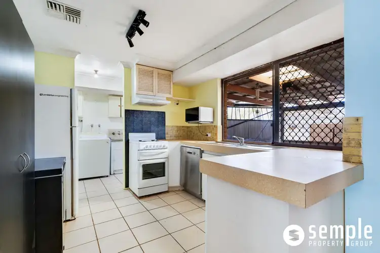 Fifth view of Homely house listing, 3 Tinaroo Court, South Lake WA 6164