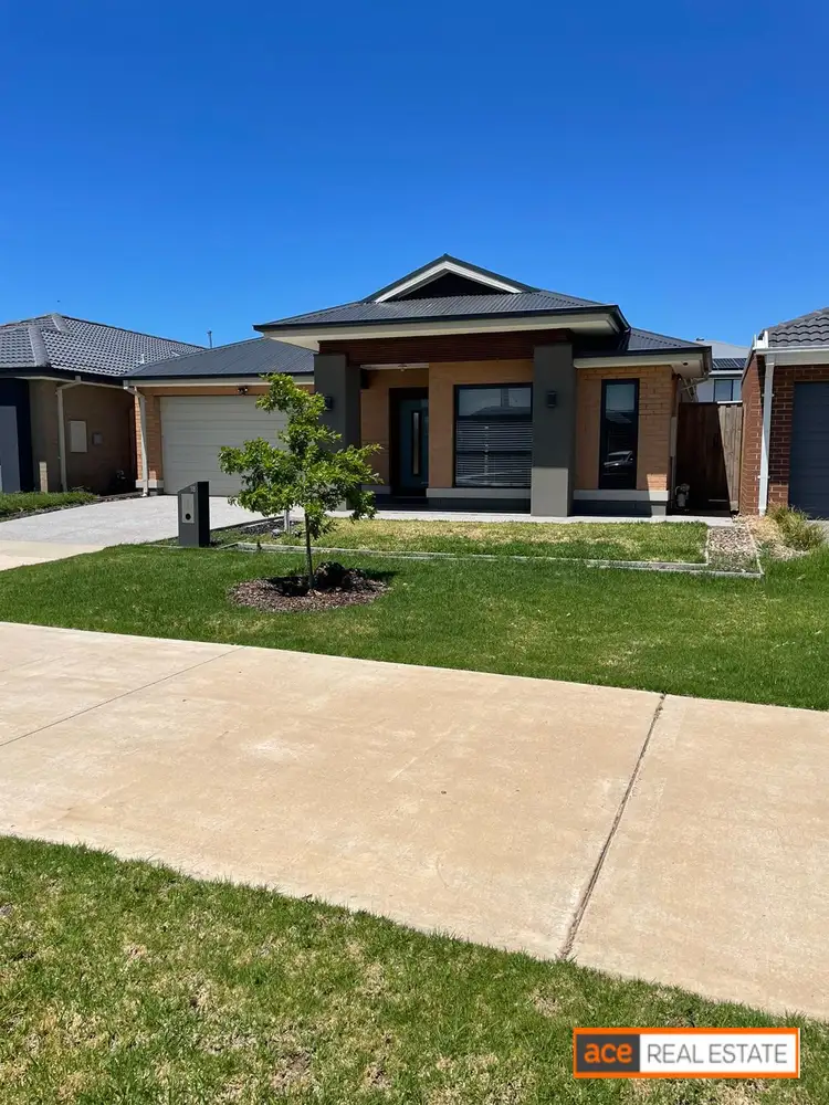 18 Brightvale Boulevard