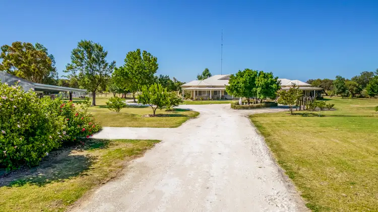 80 Roberts Road, Hamel WA 6215