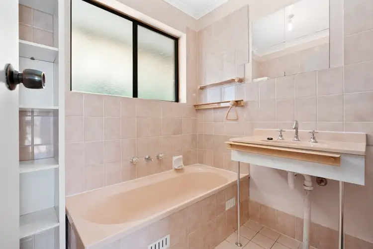 Fifth view of Homely house listing, 17 Andrew Court, Aberfoyle Park SA 5159