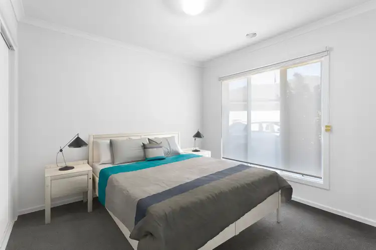 Fifth view of Homely unit listing, 11 Allusive Walk, Narre Warren VIC 3805