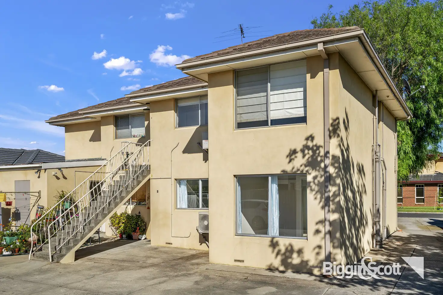Main view of Homely unit listing, 1/1 James Avenue, Seaholme VIC 3018