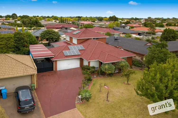 6 Lowden Court, Narre Warren South VIC 3805