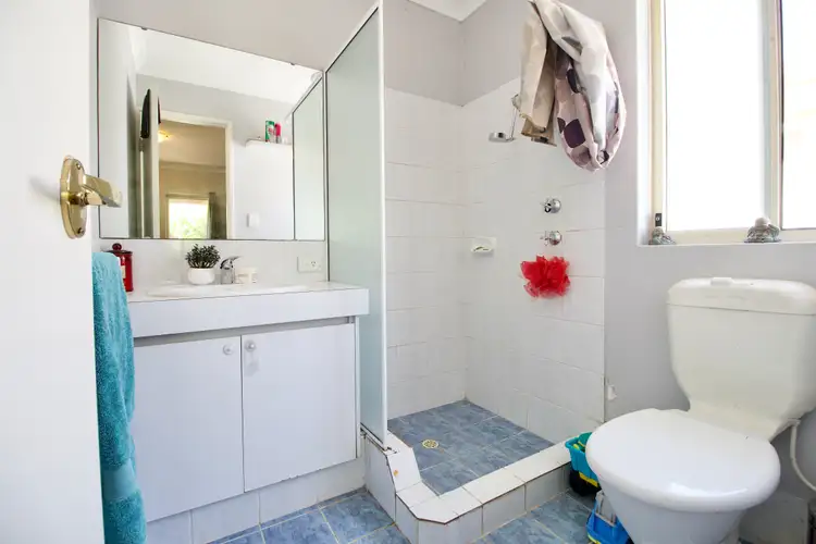 Fifth view of Homely house listing, 15 Menora Loop, Warnbro WA 6169