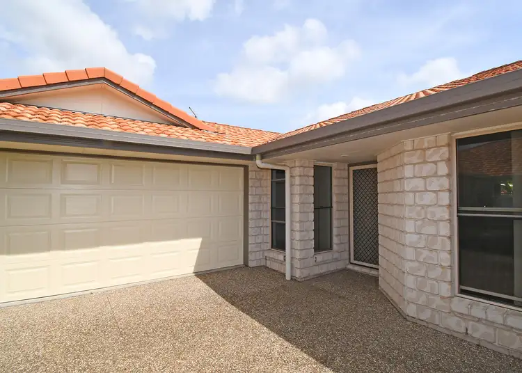 Second view of Homely semi-detached listing, 2/41 Pembridge Circuit, Urraween QLD 4655