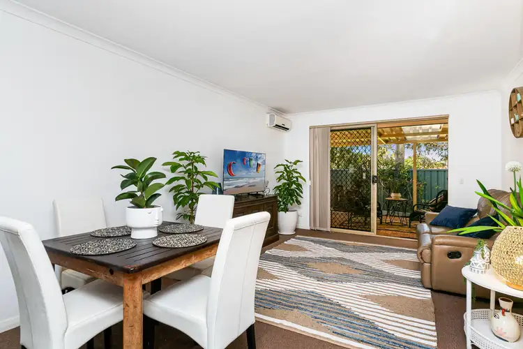 11/35 Winnacott Street, Willagee WA 6156