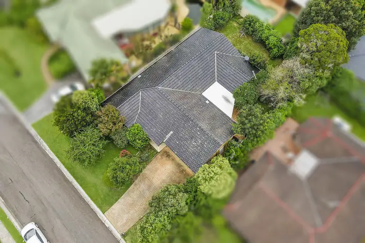 30 Treeland Road, Green Point NSW 2251