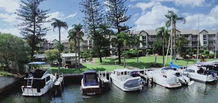 37/37 Bayview Street, Runaway Bay QLD 4216