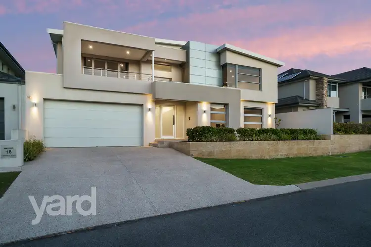 16 Hydaspe Vista, North Coogee WA 6163