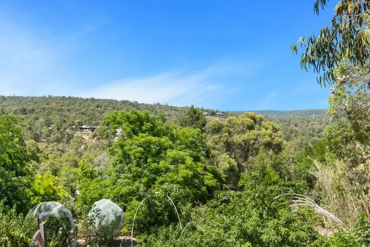 5 Amherst Avenue, Darlington WA 6070