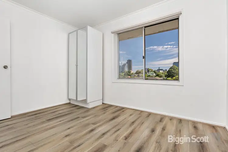 Fourth view of Homely apartment listing, 17/6 Kent Road, Box Hill VIC 3128
