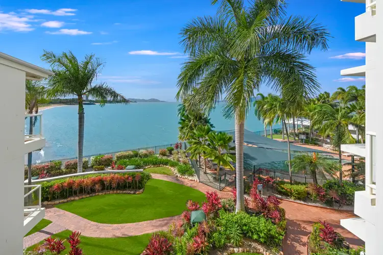 34/7 Mariners Drive, Townsville City QLD 4810