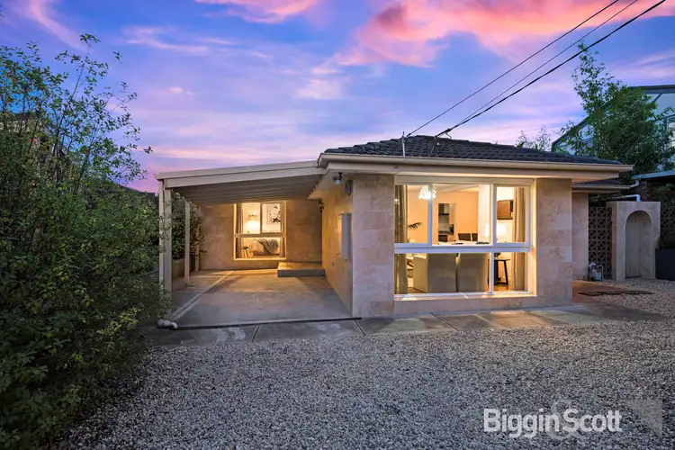 Second view of Homely house listing, 5 Adley Court, Vermont South VIC 3133