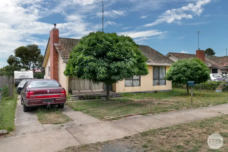 Main view of Homely house listing, 8 Banksia Road, Wendouree VIC 3355