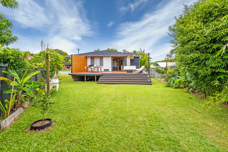 7 Erica Court, Labrador QLD 4215