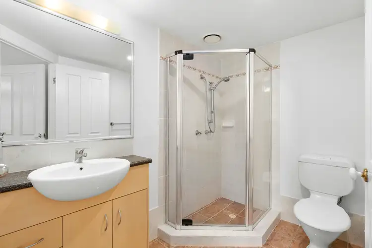 Sixth view of Homely unit listing, Unit 7/25 Chester Terrace, Southport QLD 4215