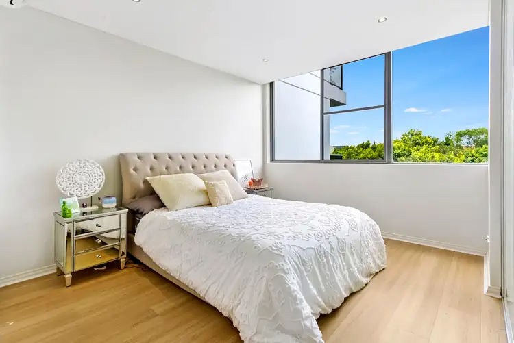 Sixth view of Homely apartment listing, 515/3 Como Crescent, Southport QLD 4215