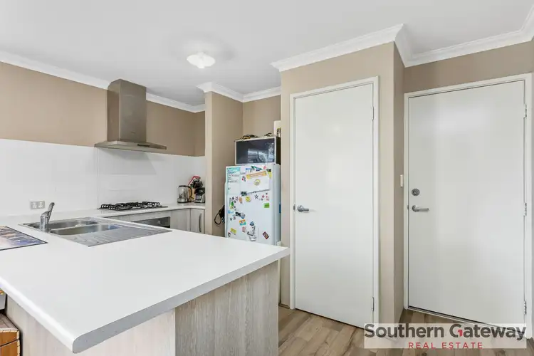 30 Somerford Promenade, Wellard WA 6170