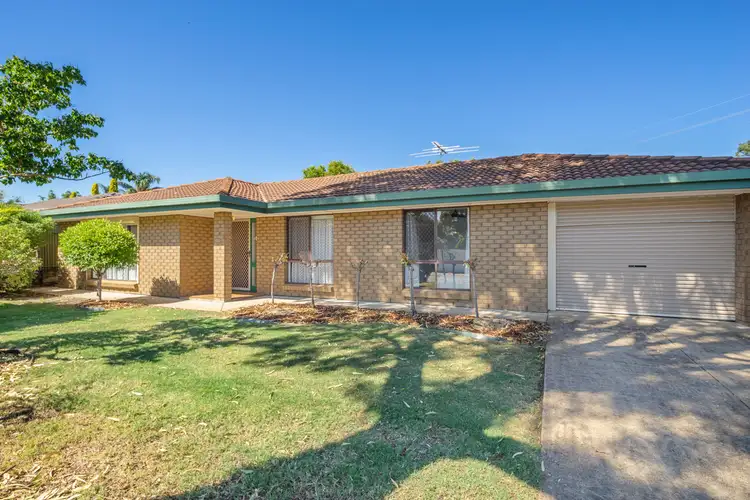 4 Blaxland Avenue, Woodcroft SA 5162
