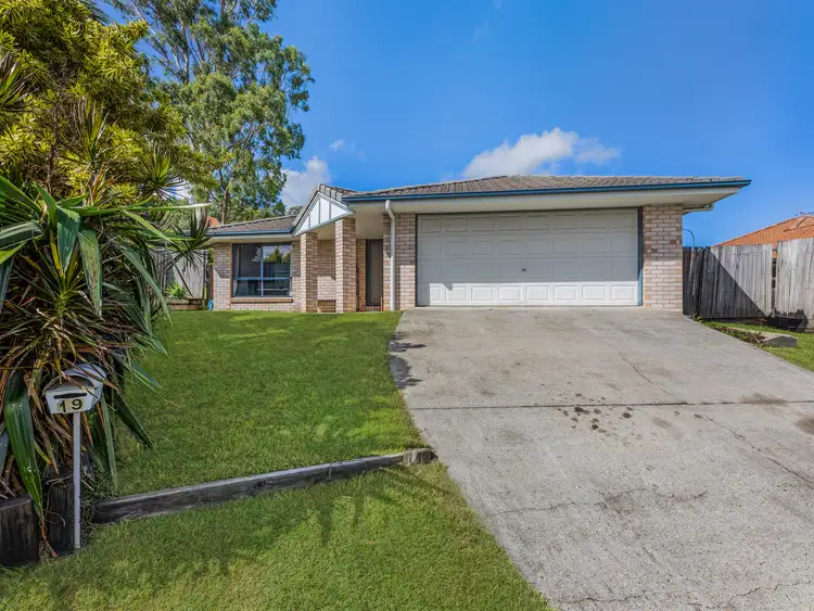 19 Warrigal Court, Redbank Plains QLD 4301